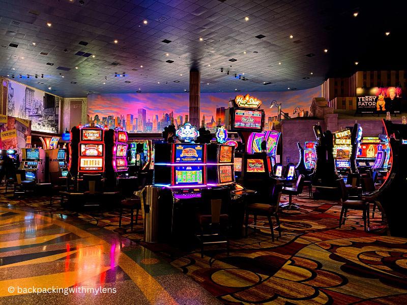 Royal Flush’a Giden Yol: Poker Stratejileri
