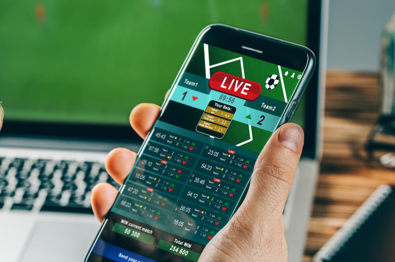 Royal Flush’a Giden Yol: Poker Stratejileri